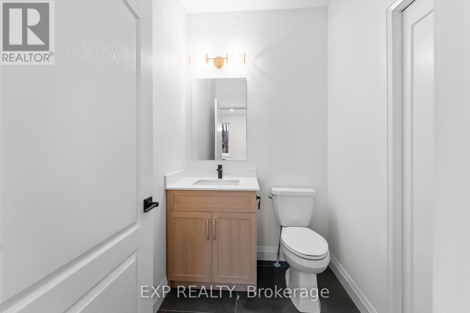 1 - 4271 Fifth Avenue Property Photo 15