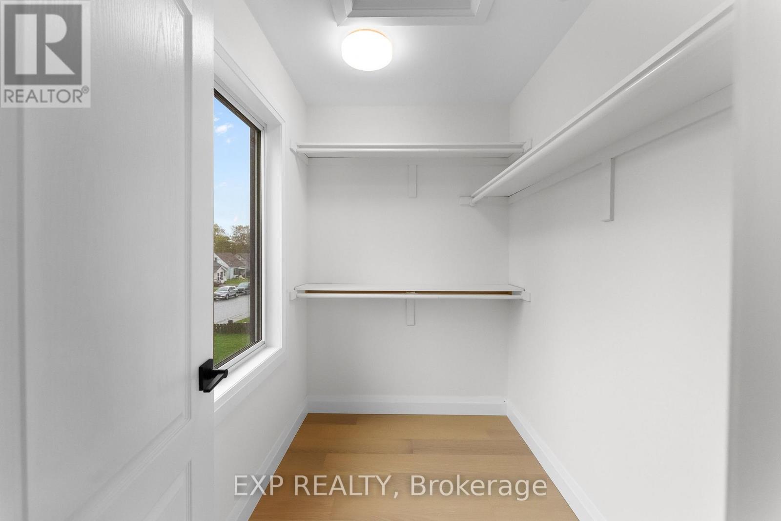 1 - 4271 Fifth Avenue Property Photo 22