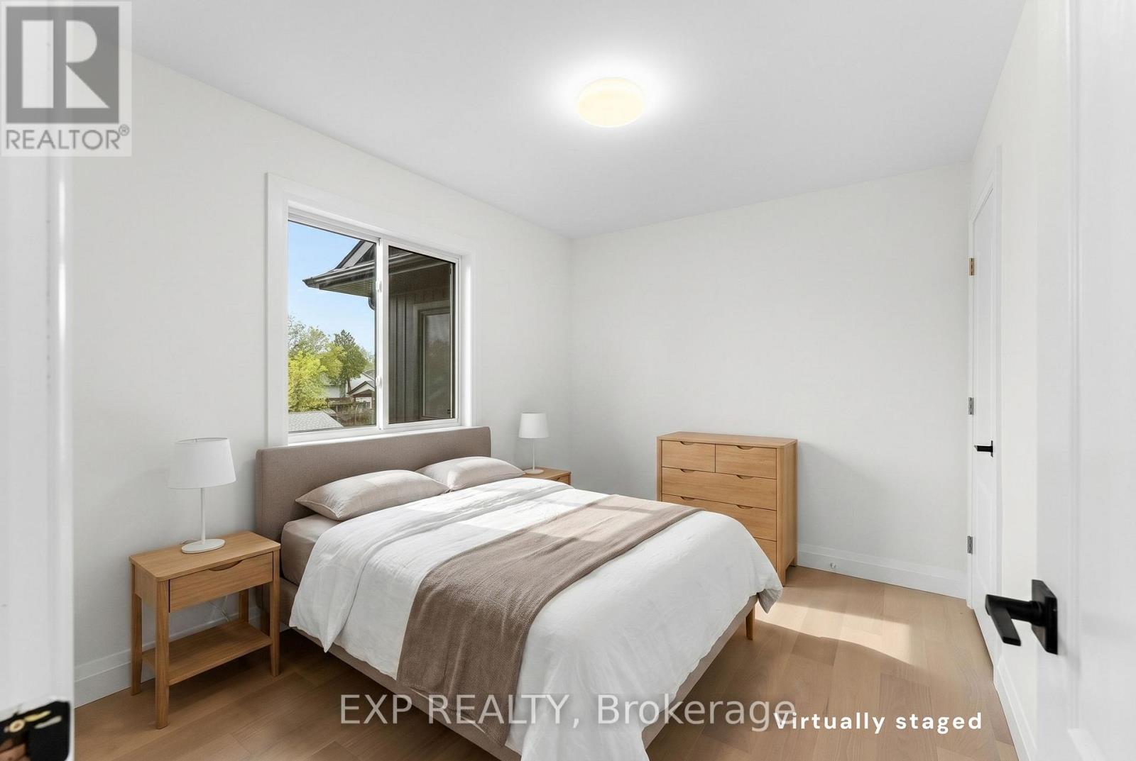 1 - 4271 Fifth Avenue Property Photo 24