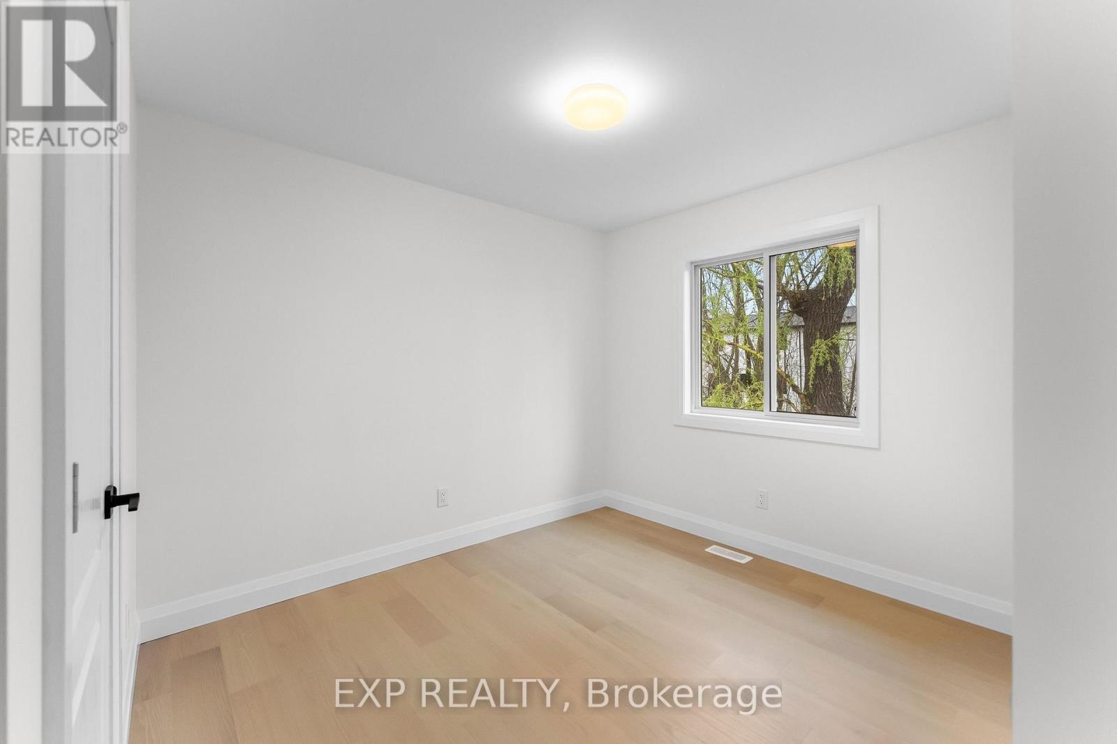 1 - 4271 Fifth Avenue Property Photo 25