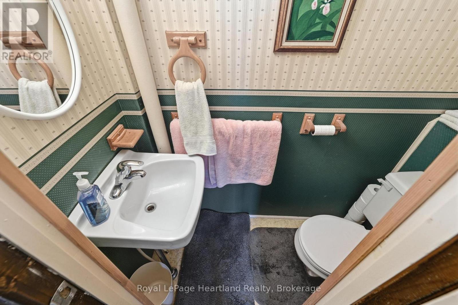 62 Orange Street S Property Photo 17