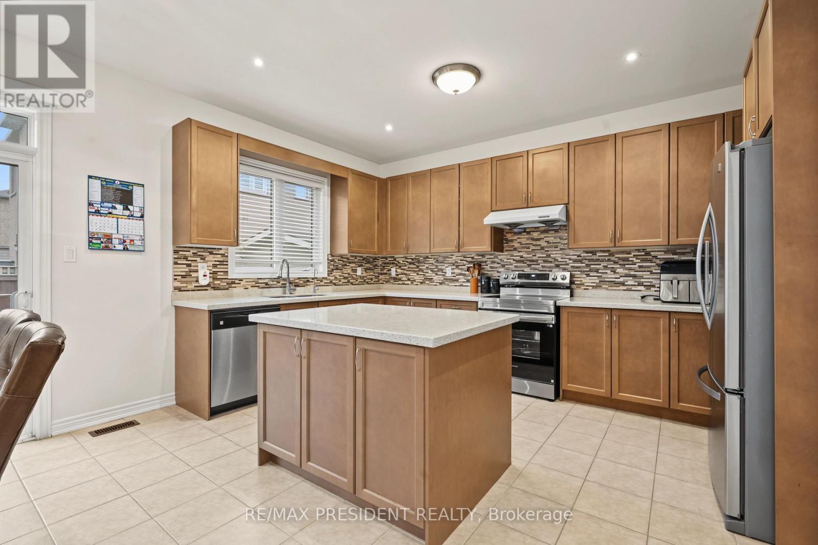 17 Mccartney Street Property Photo 16