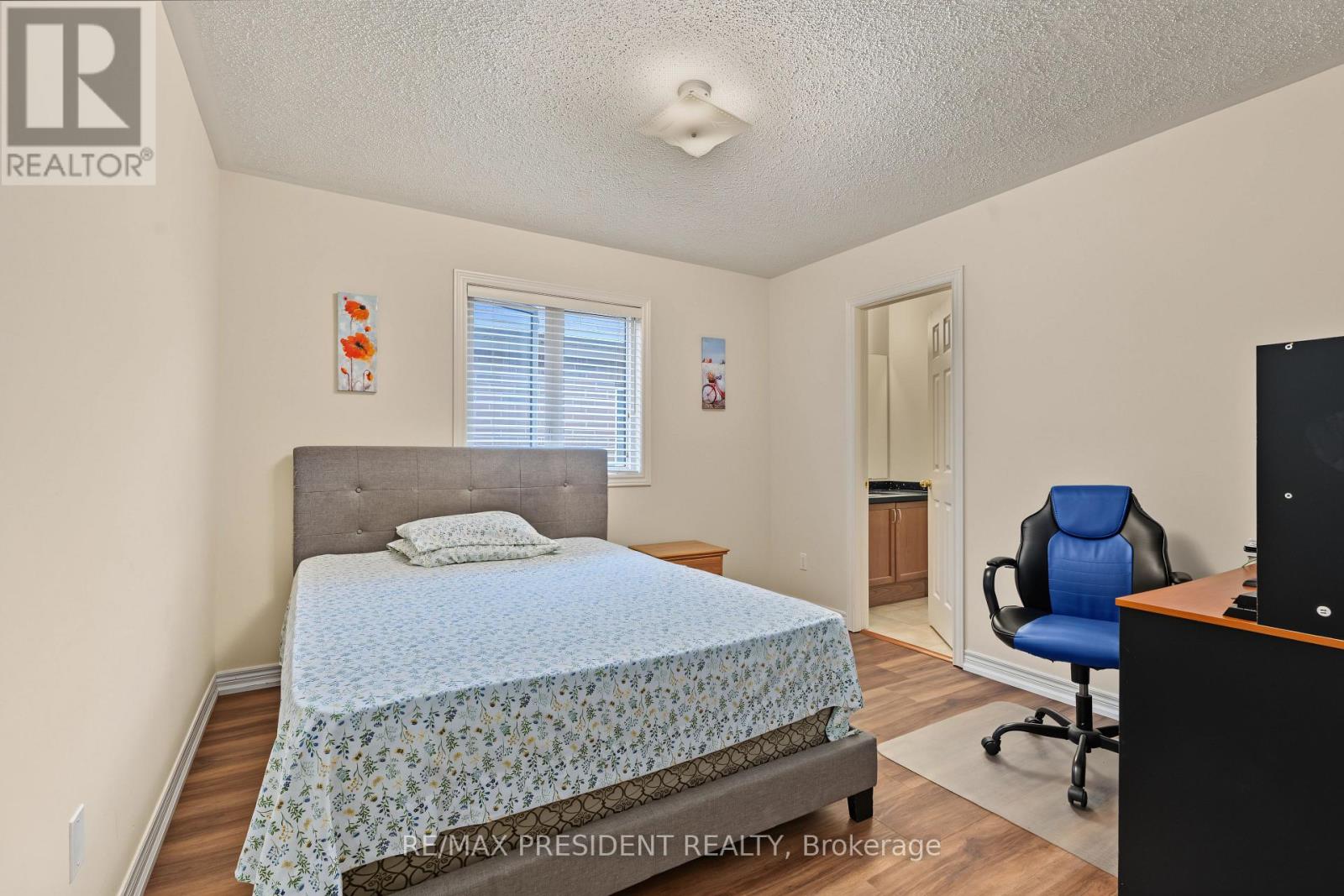 17 Mccartney Street Property Photo 30