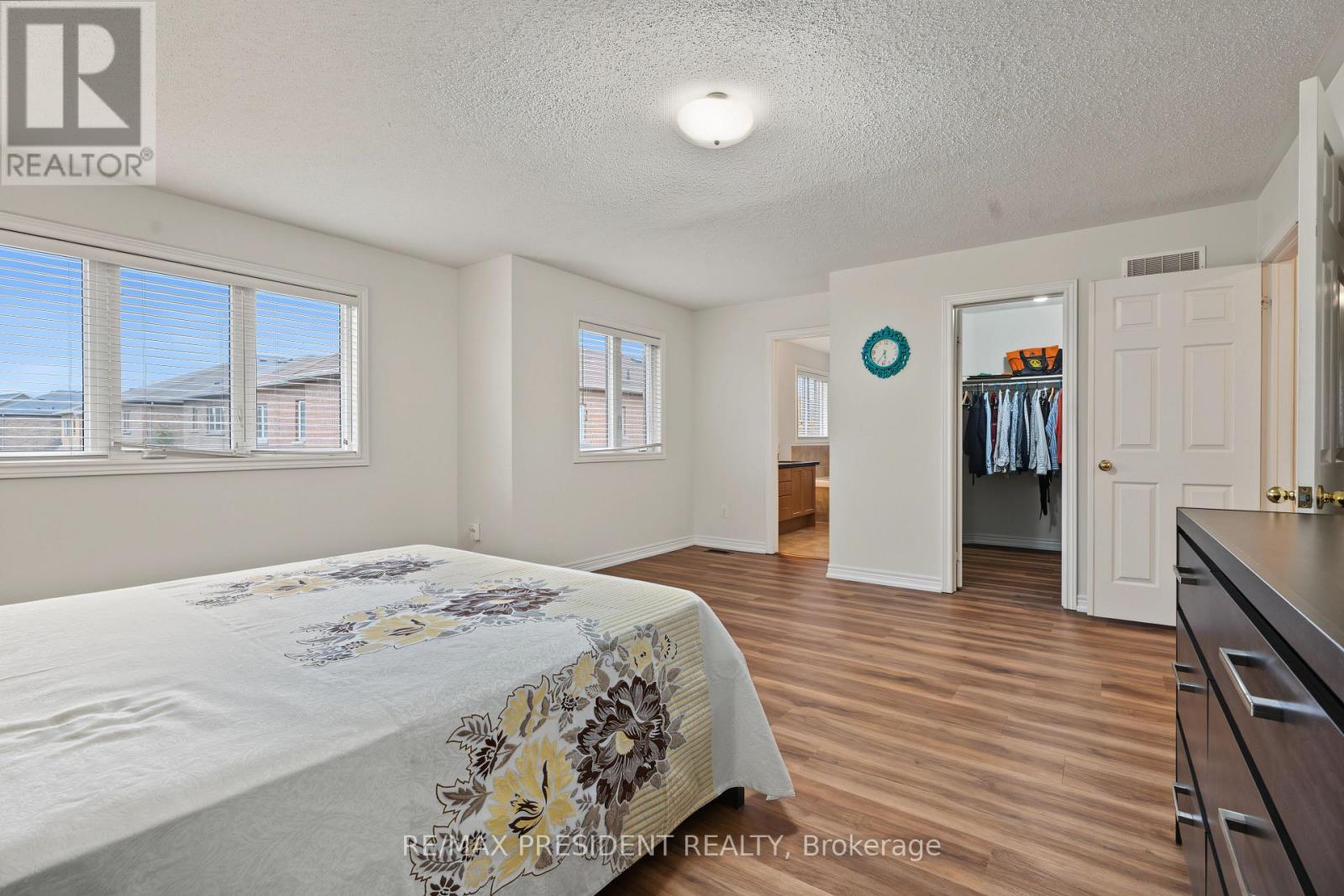 17 Mccartney Street Property Photo 33