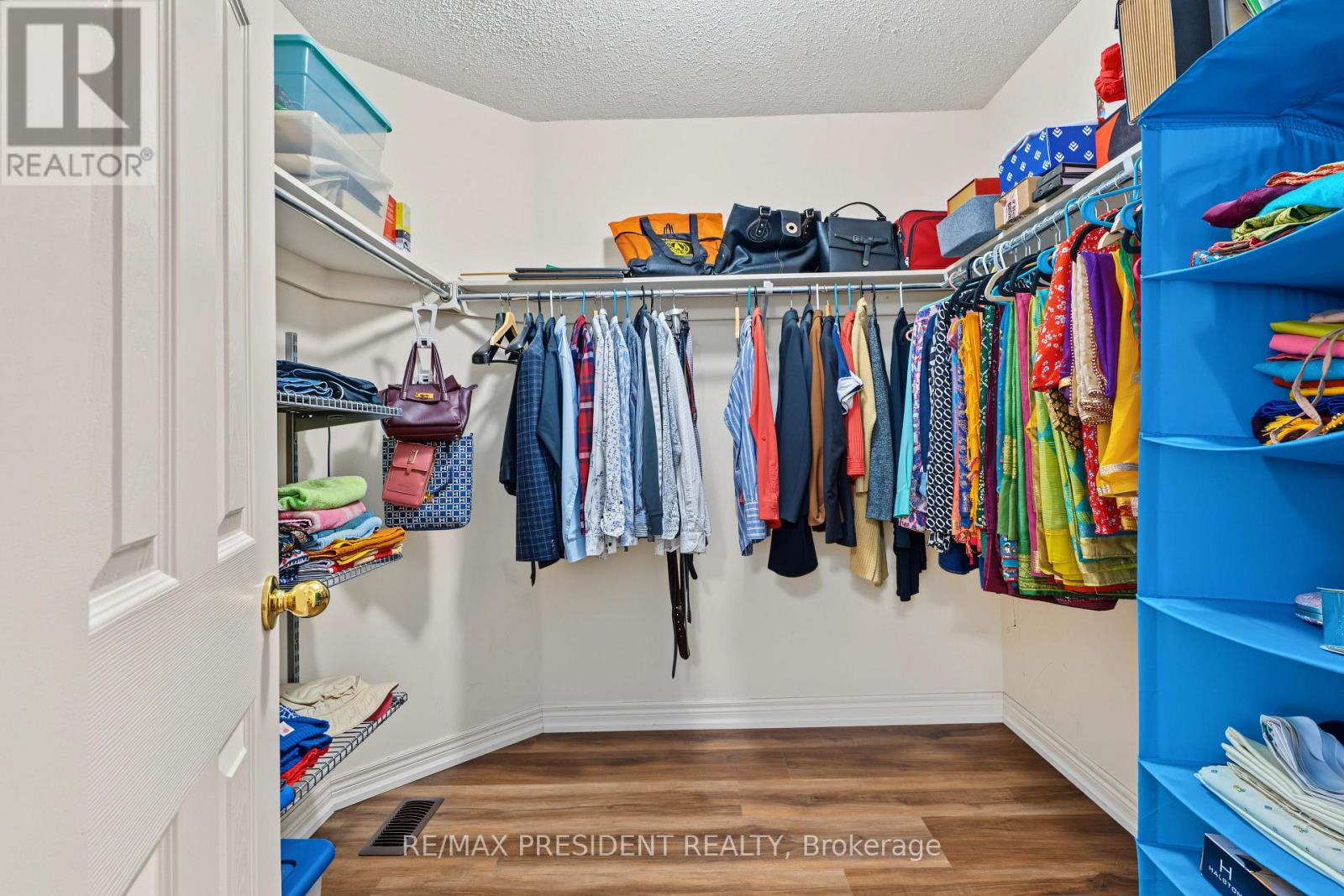 17 Mccartney Street Property Photo 36