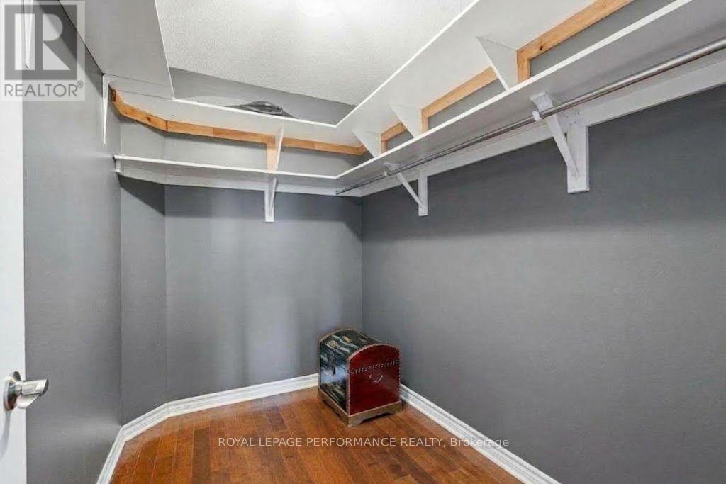 201 - 770 Principale Street Property Photo 6