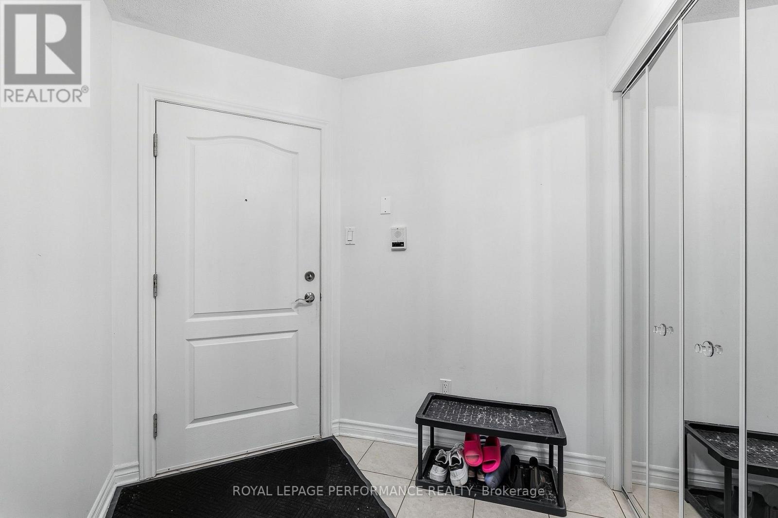 201 - 770 Principale Street Property Photo 10