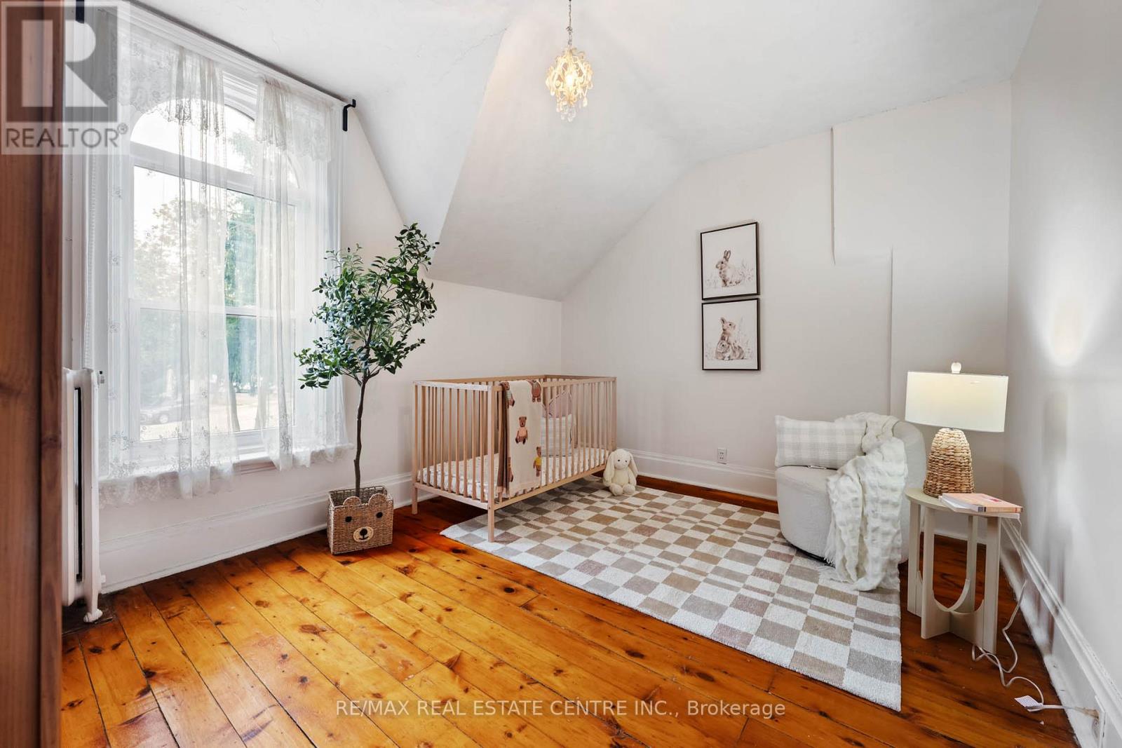 245 Bridge Street Property Photo 27