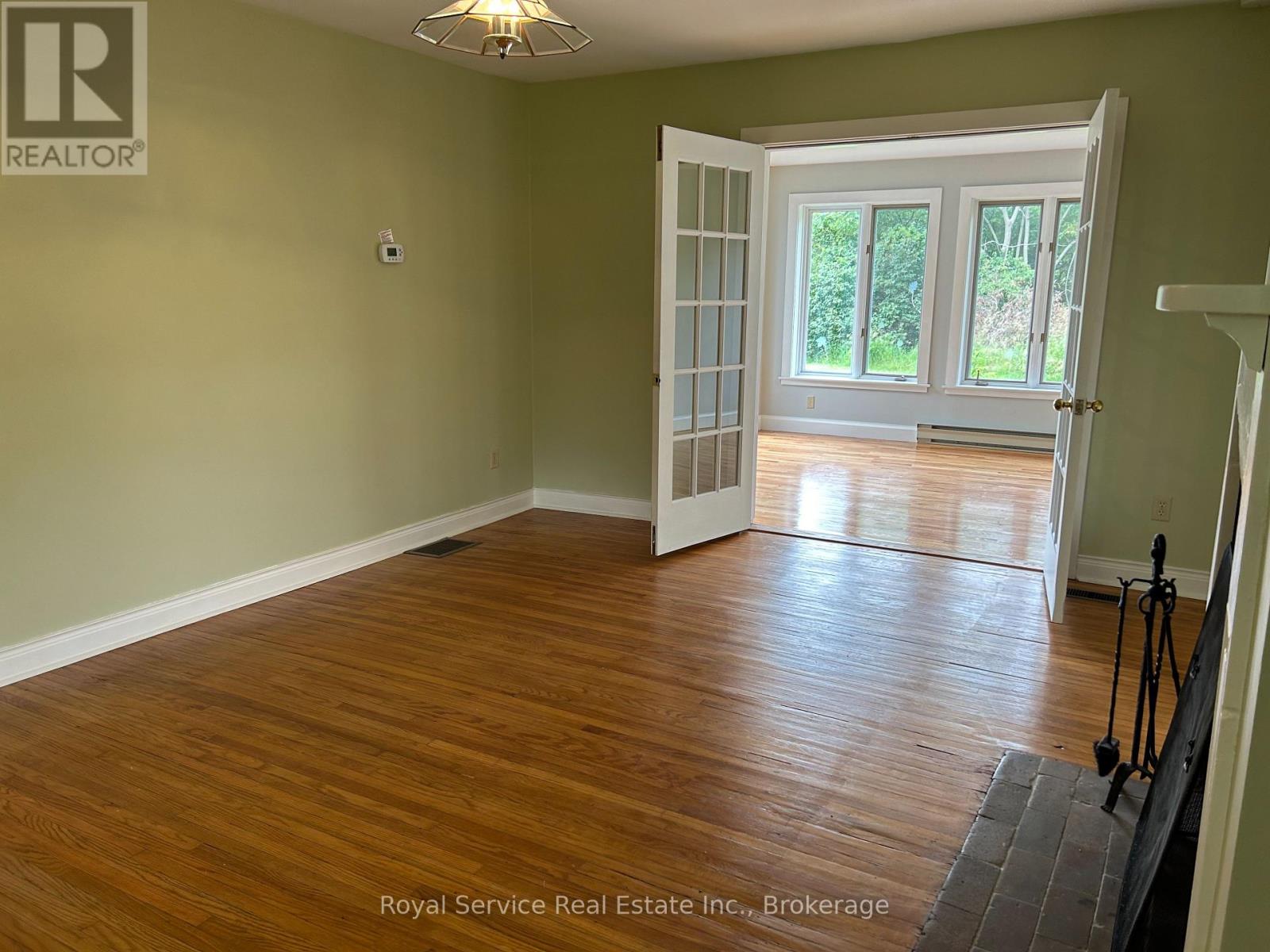 1144 Brand Road Property Photo 9