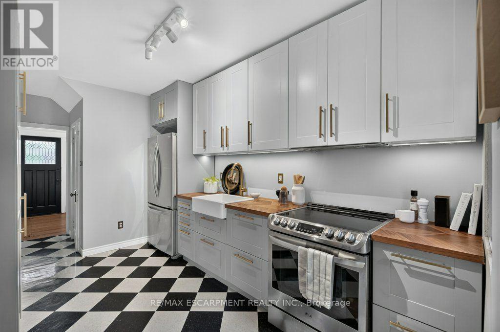 101 Cope Street Property Photo 17