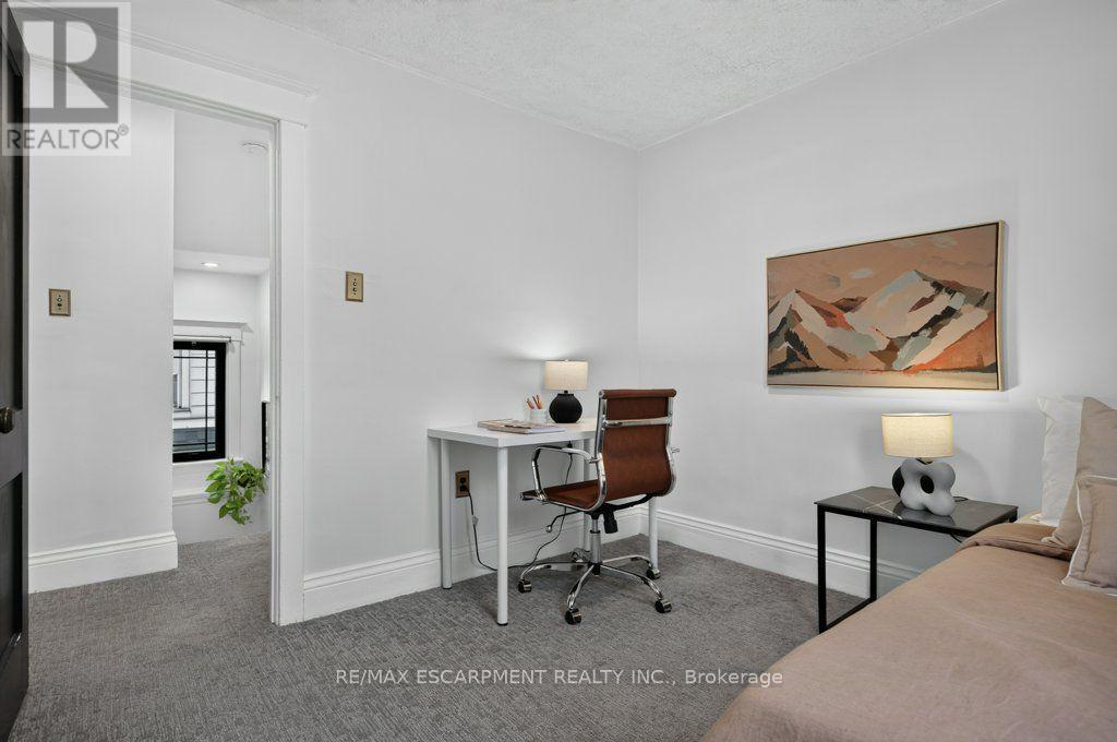 101 Cope Street Property Photo 32