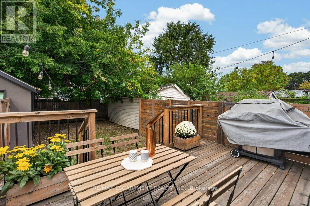 101 Cope Street Property Photo 43