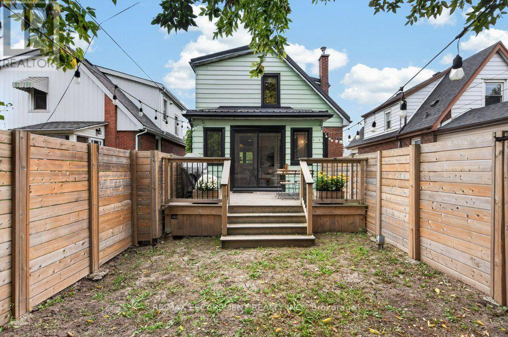 101 Cope Street Property Photo 46