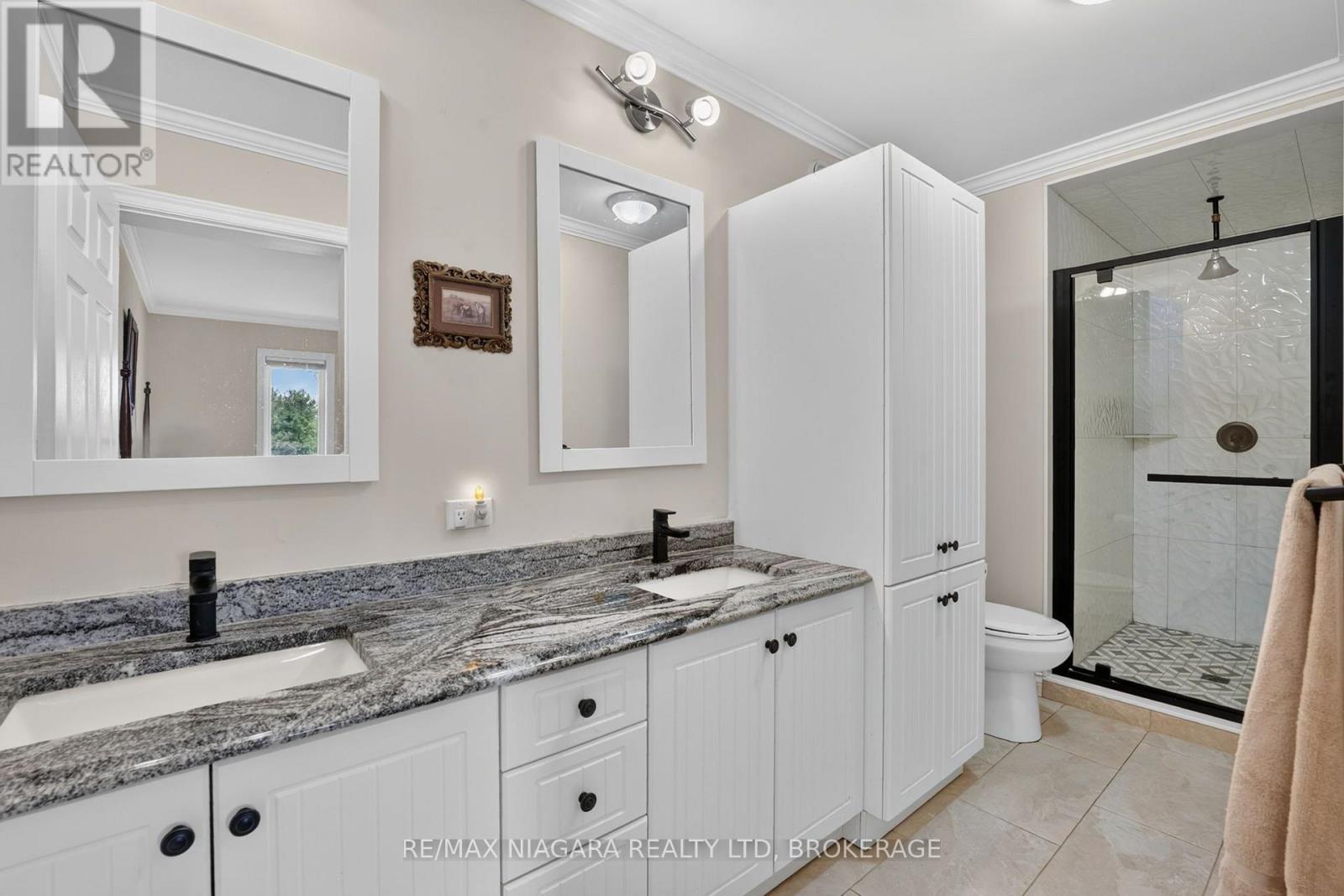 4891 Vaughan Road E Property Photo 12