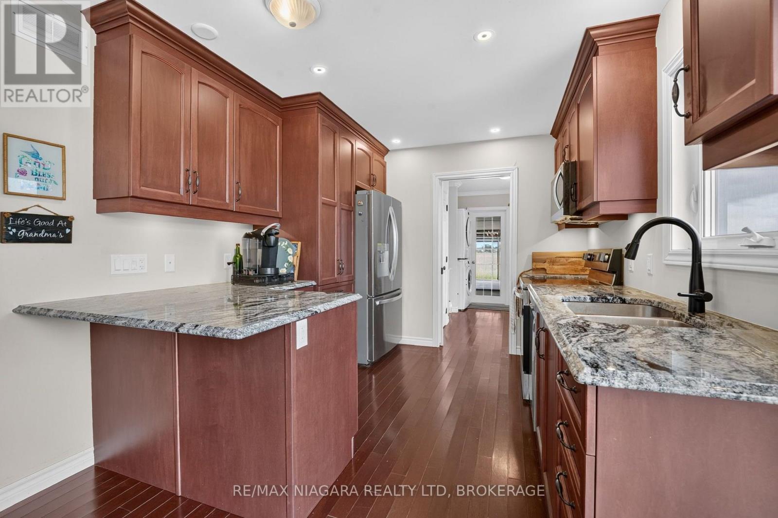4891 Vaughan Road E Property Photo 19