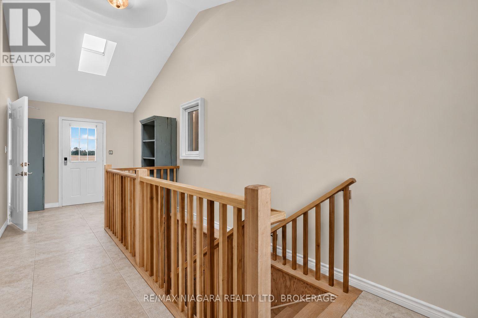 4891 Vaughan Road E Property Photo 34