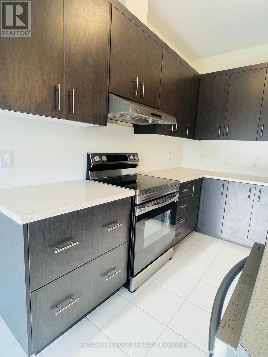 304 Louise Street Property Photo 11