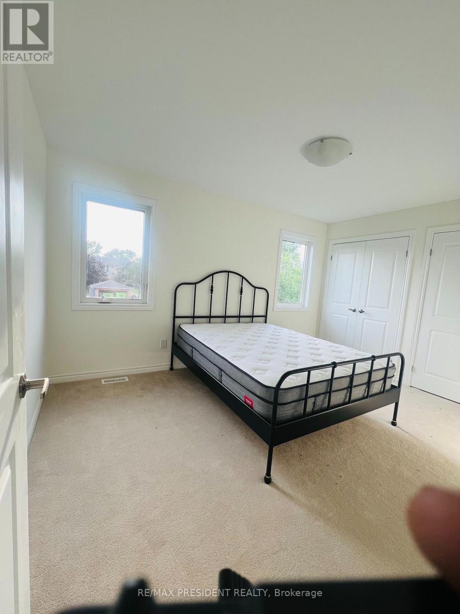 304 Louise Street Property Photo 15