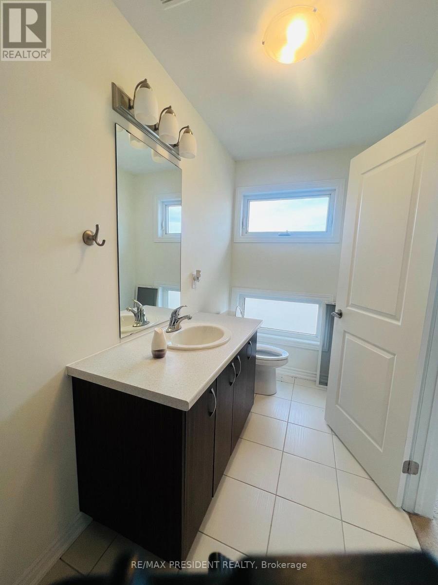304 Louise Street Property Photo 25
