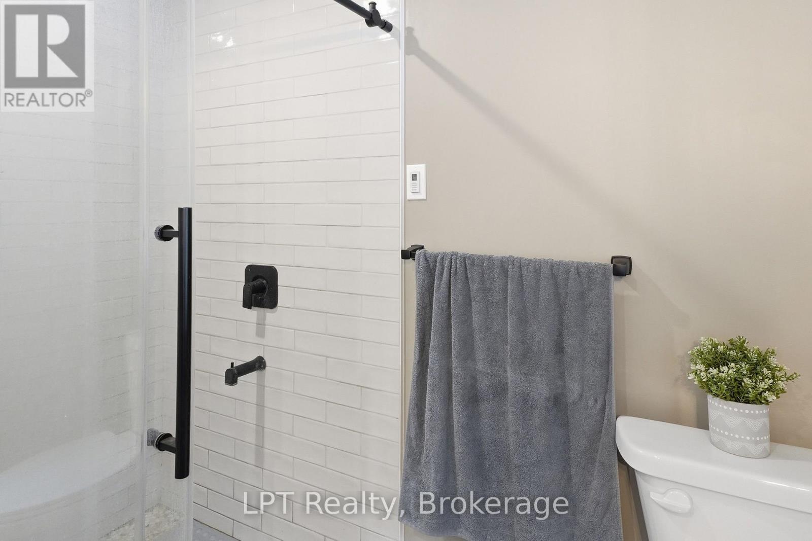 21 Tyson Lane Property Photo 21