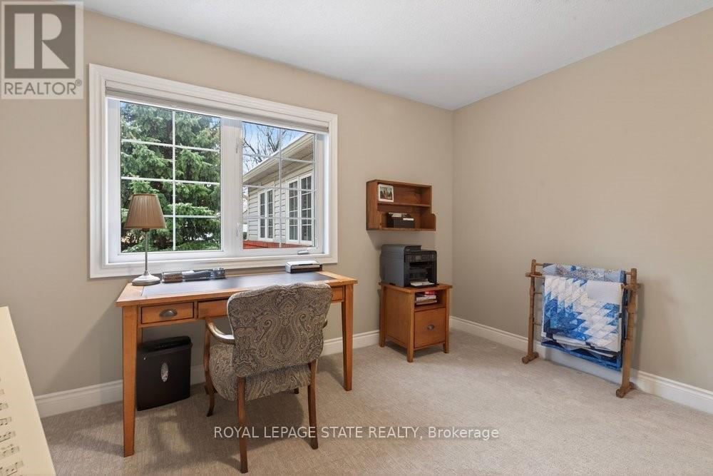 101 - 100 Beddoe Drive Property Photo 31