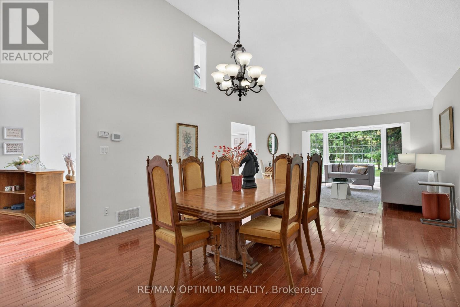 529 Campbellville Road Property Photo 10