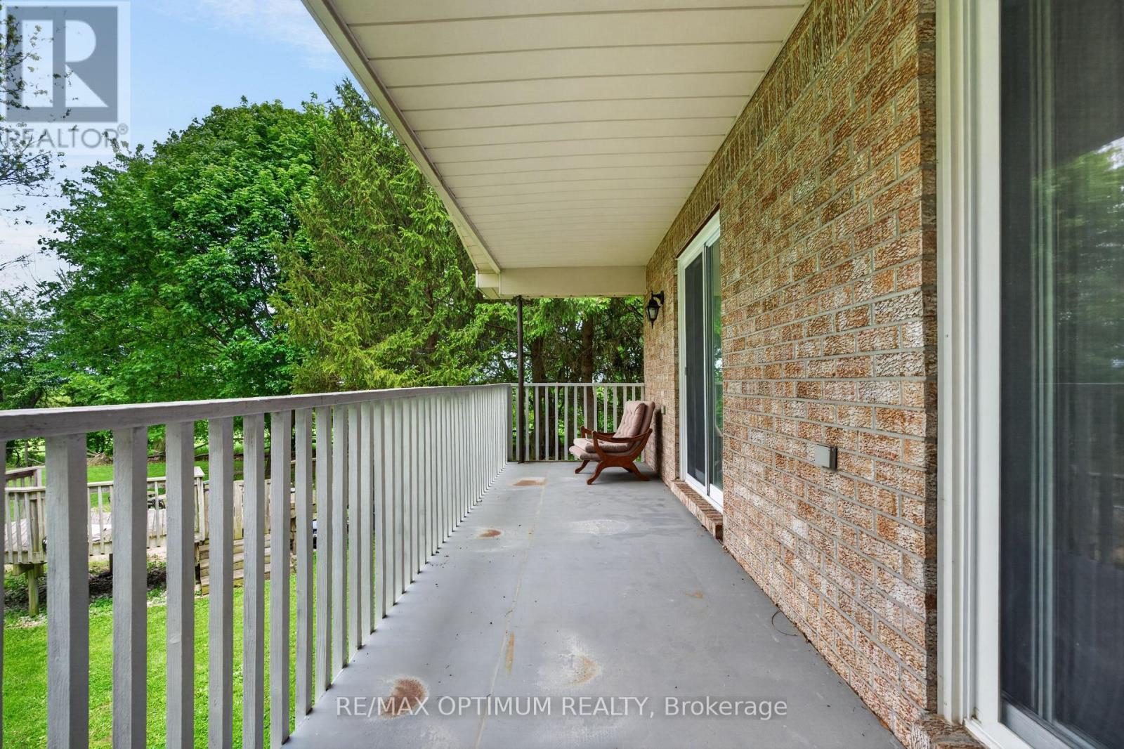 529 Campbellville Road Property Photo 21