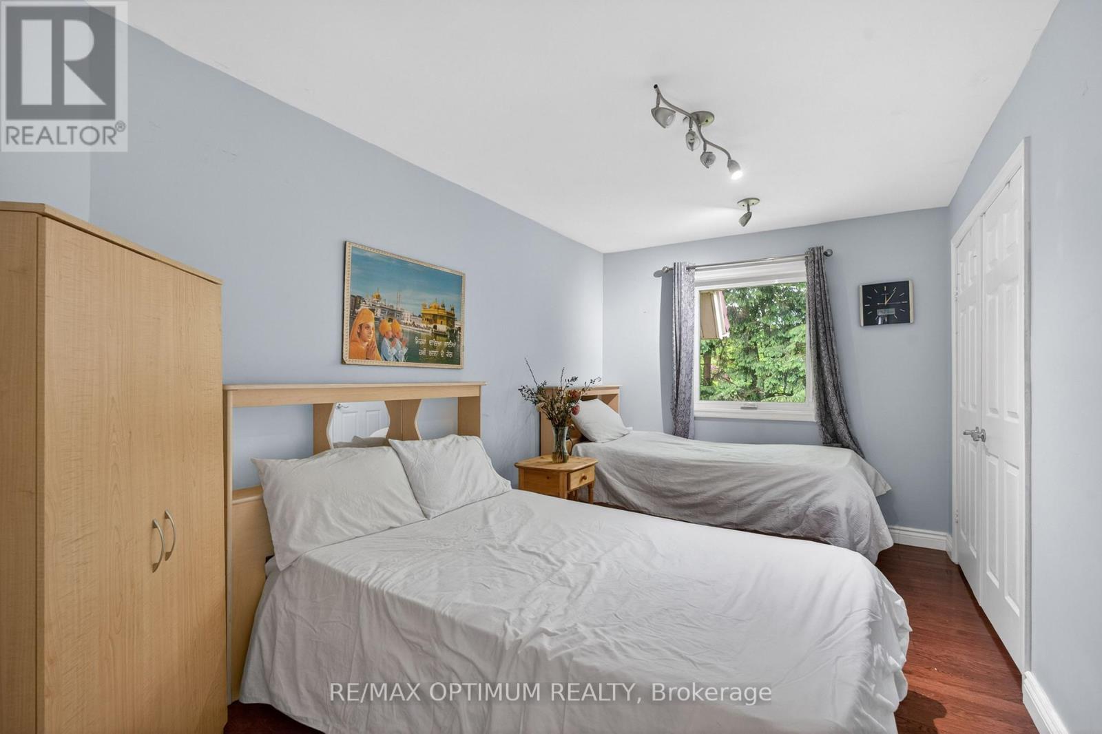 529 Campbellville Road Property Photo 25