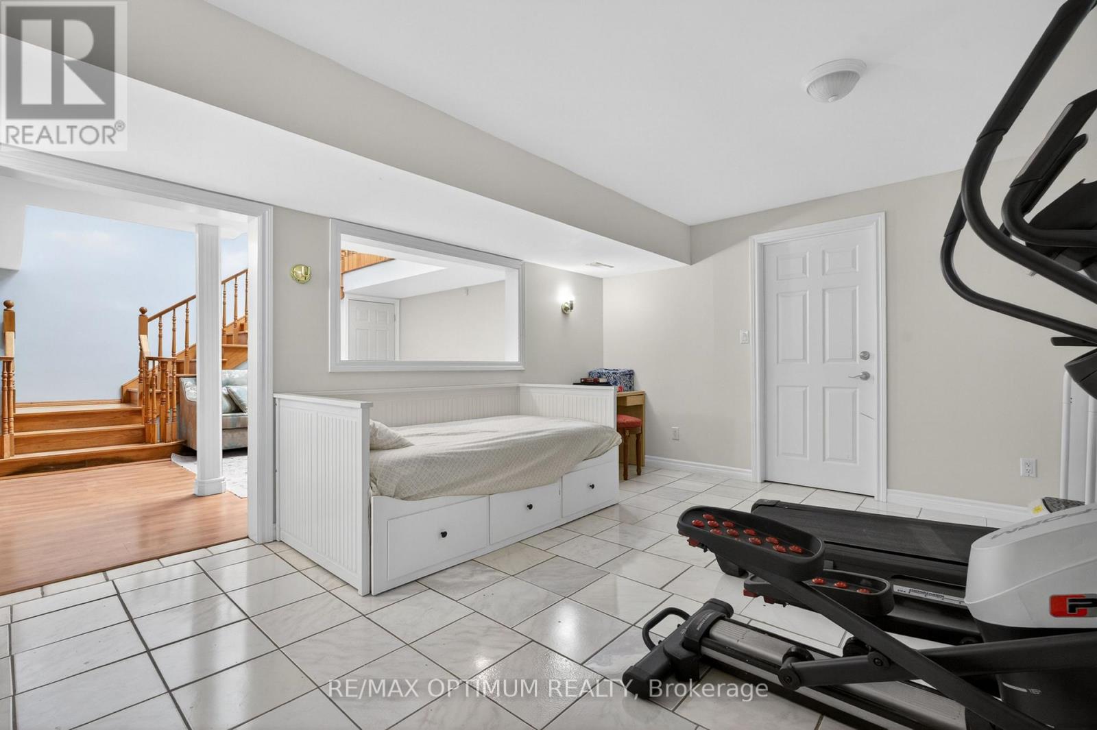 529 Campbellville Road Property Photo 31