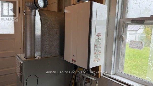 1202 Gore Street W Property Photo 5
