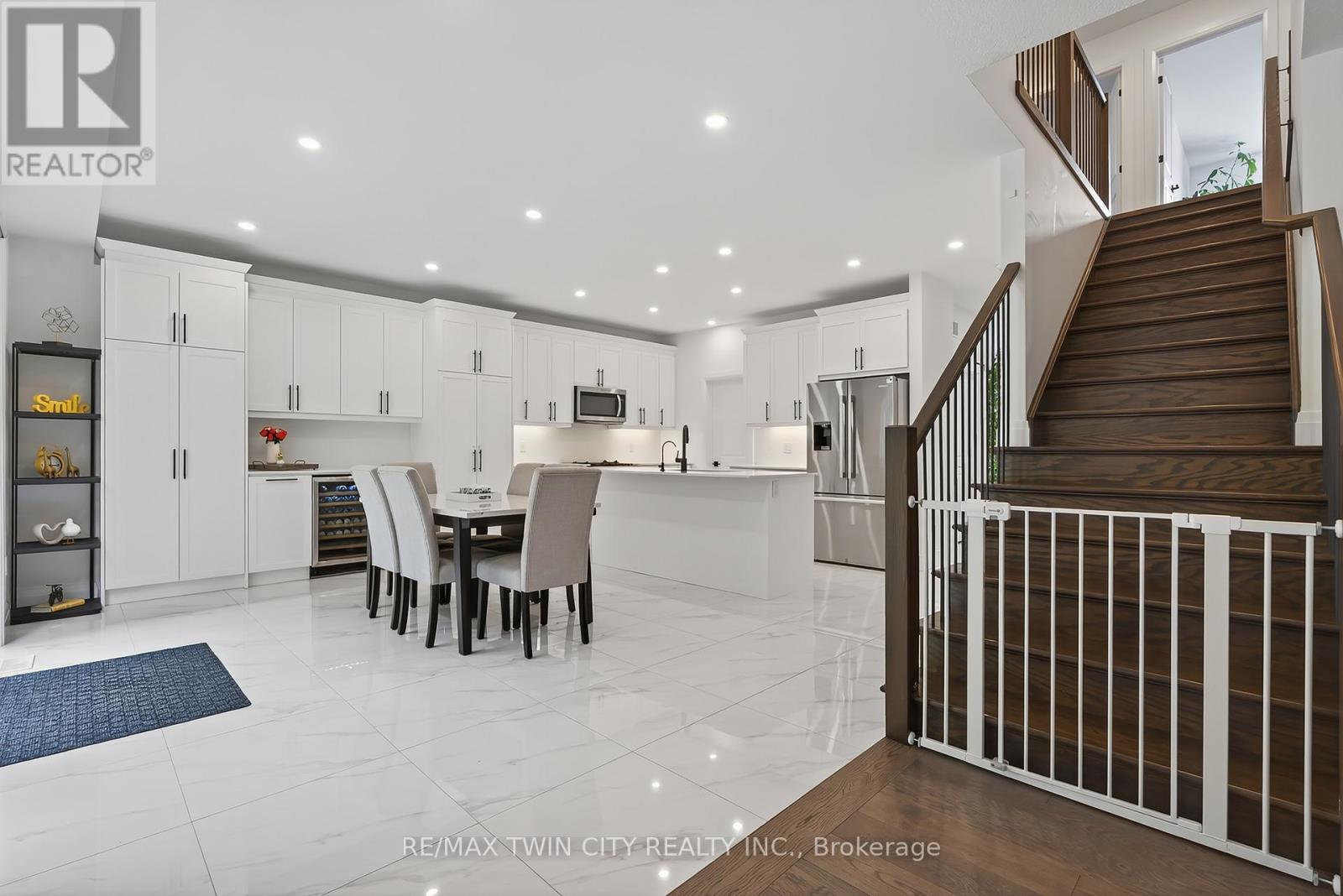 209 Jeffrey Place Property Photo 11