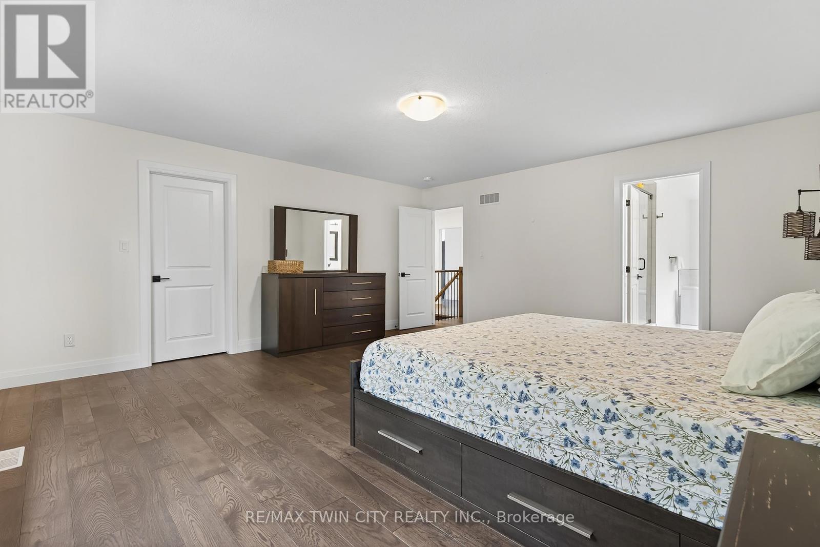 209 Jeffrey Place Property Photo 19