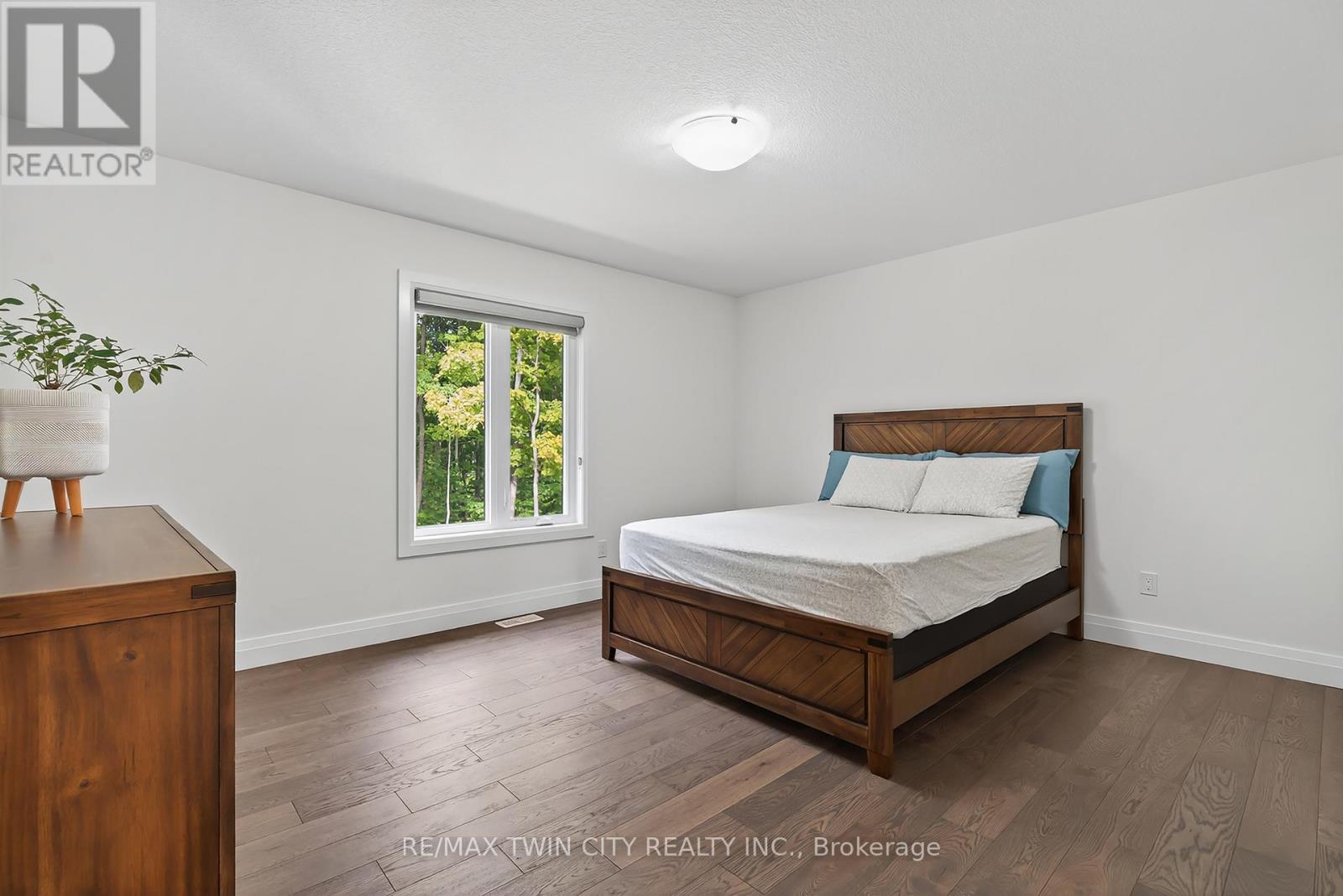 209 Jeffrey Place Property Photo 24