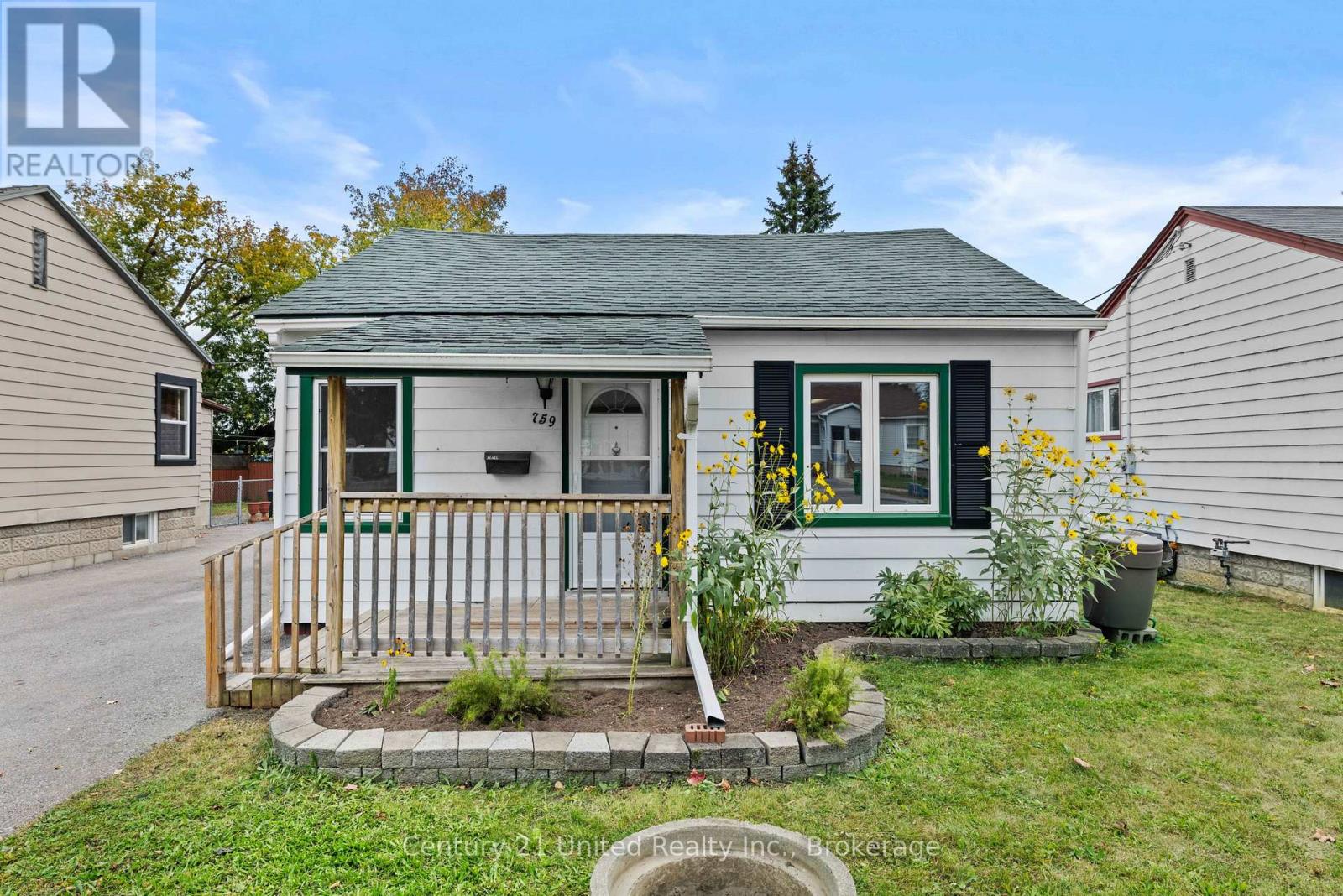 759 St. Mary's Street Property Photo 1