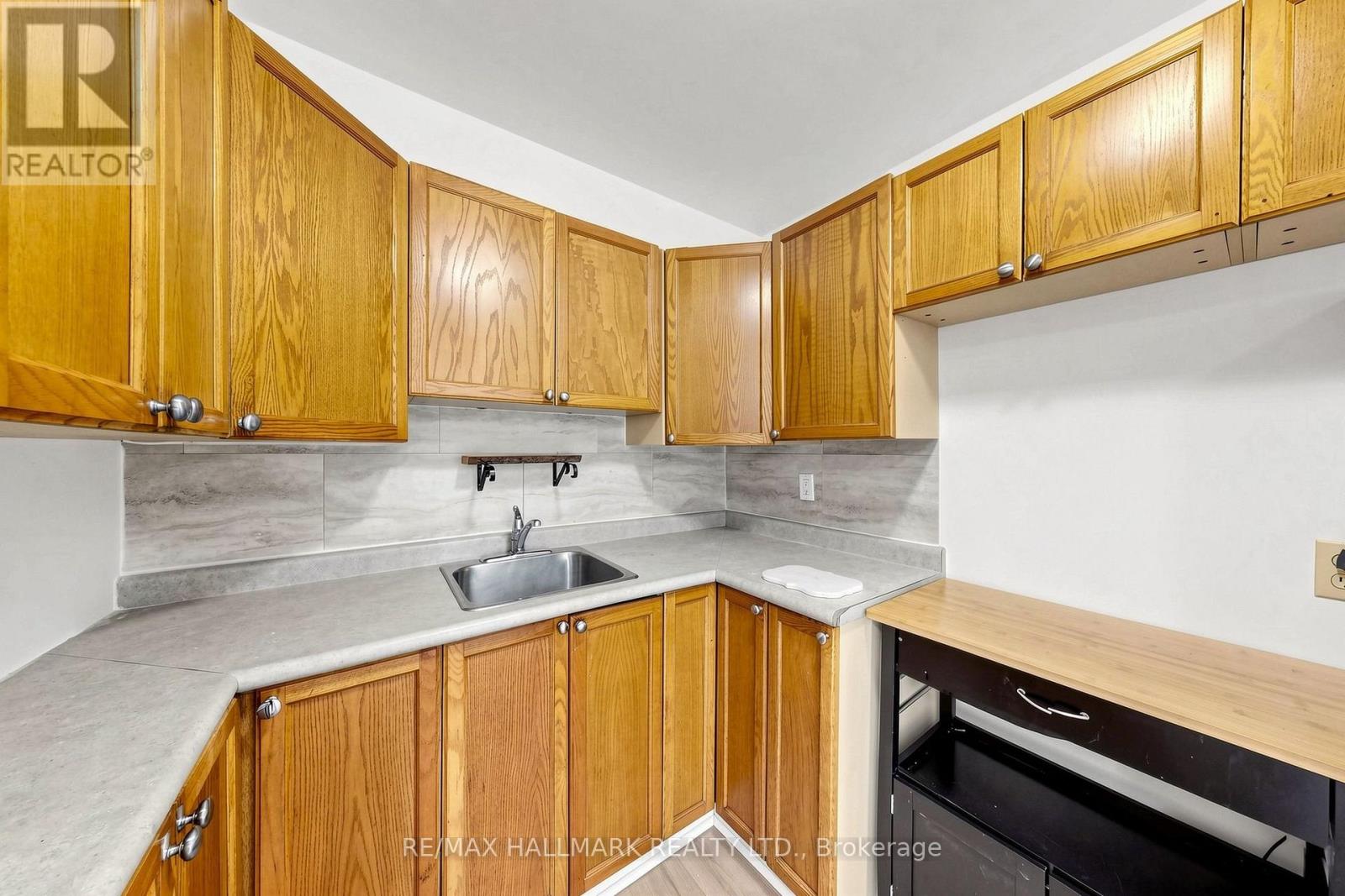 4 Mary Street Property Photo 16