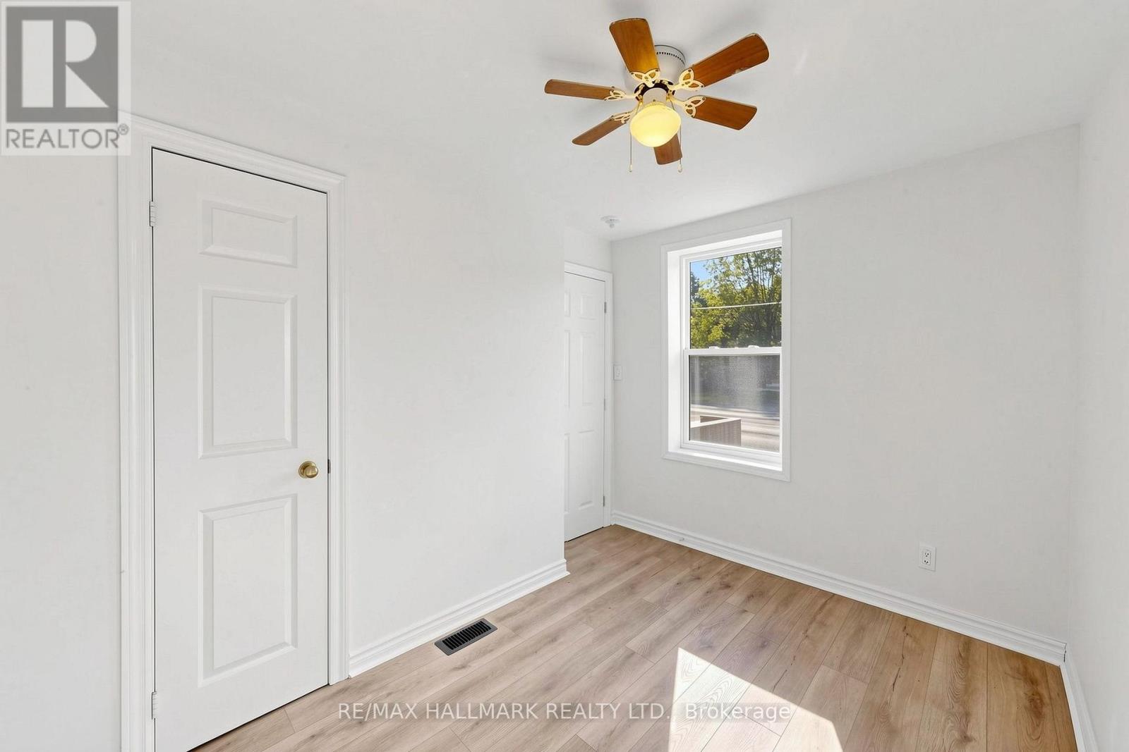 4 Mary Street Property Photo 23