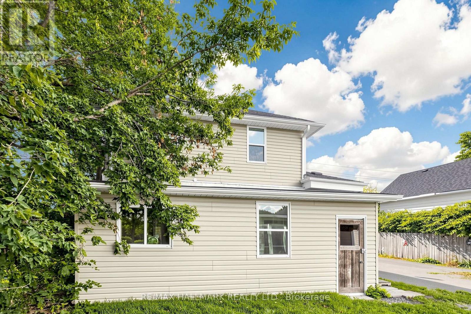 4 Mary Street Property Photo 28