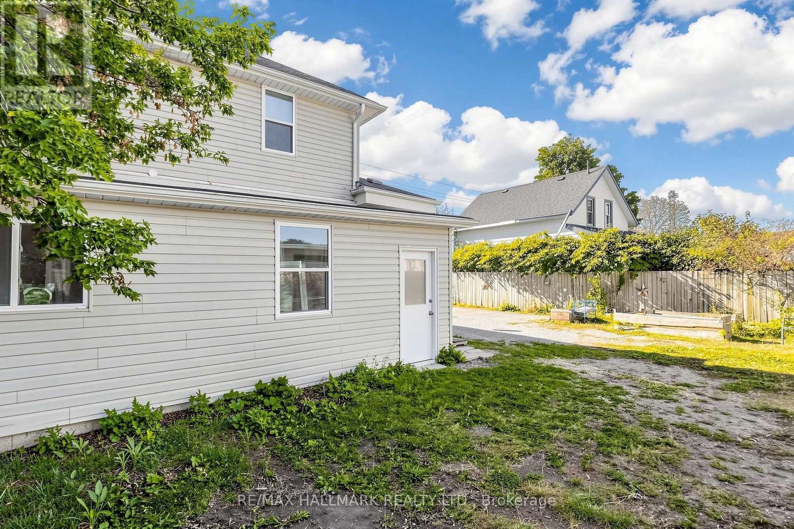 4 Mary Street Property Photo 29