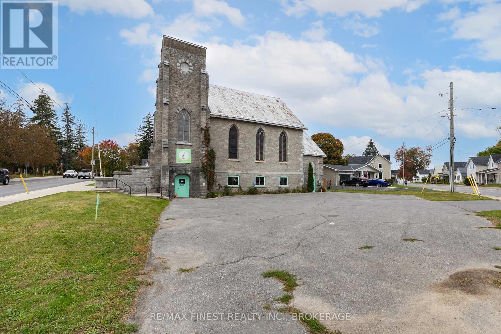 83 Bridge Street Property Photo 2