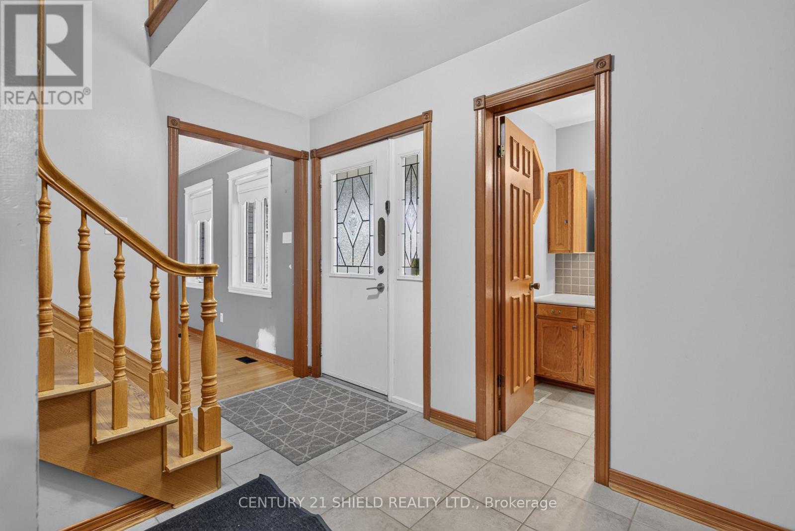 868 Laflin Street Property Photo 16