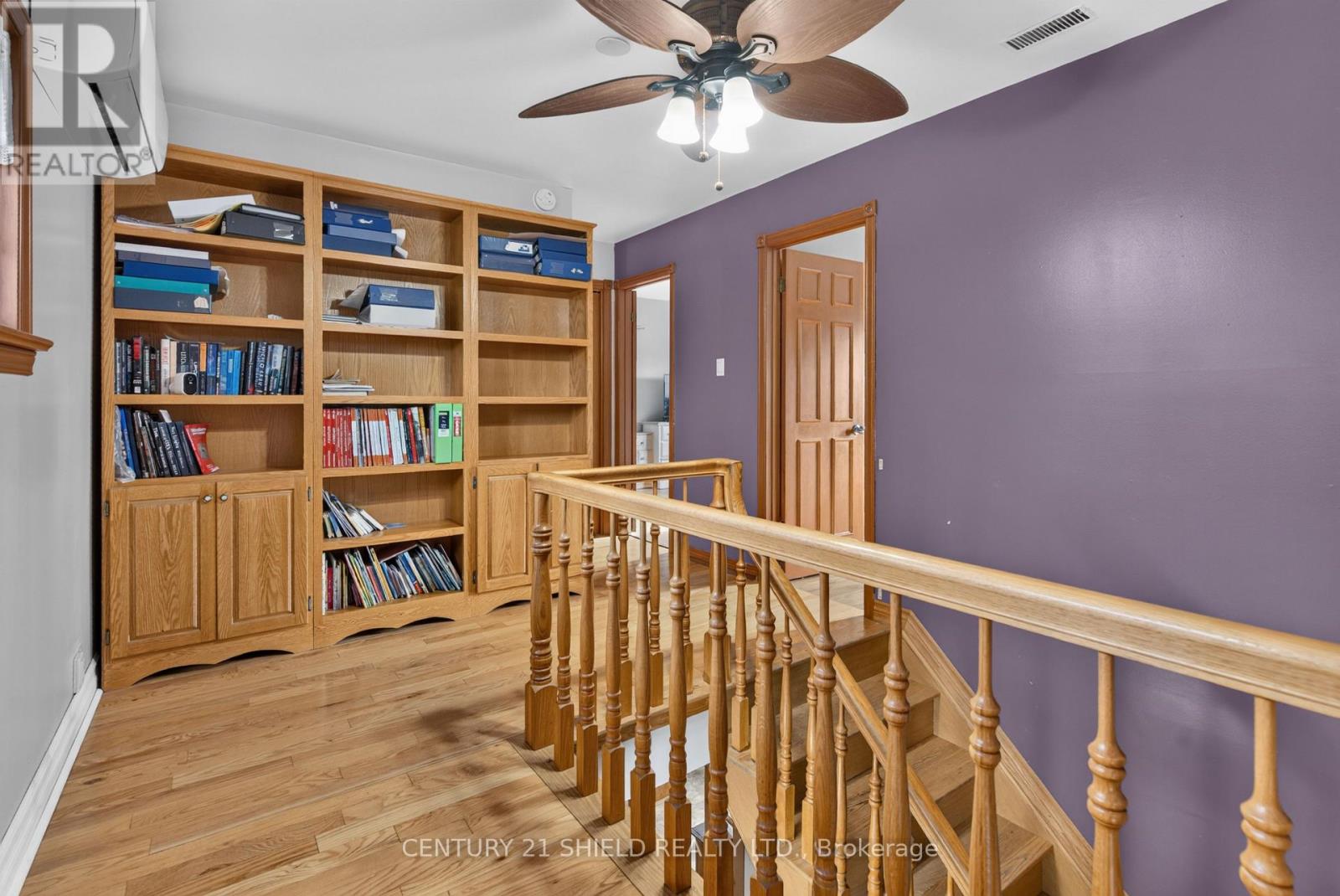 868 Laflin Street Property Photo 19