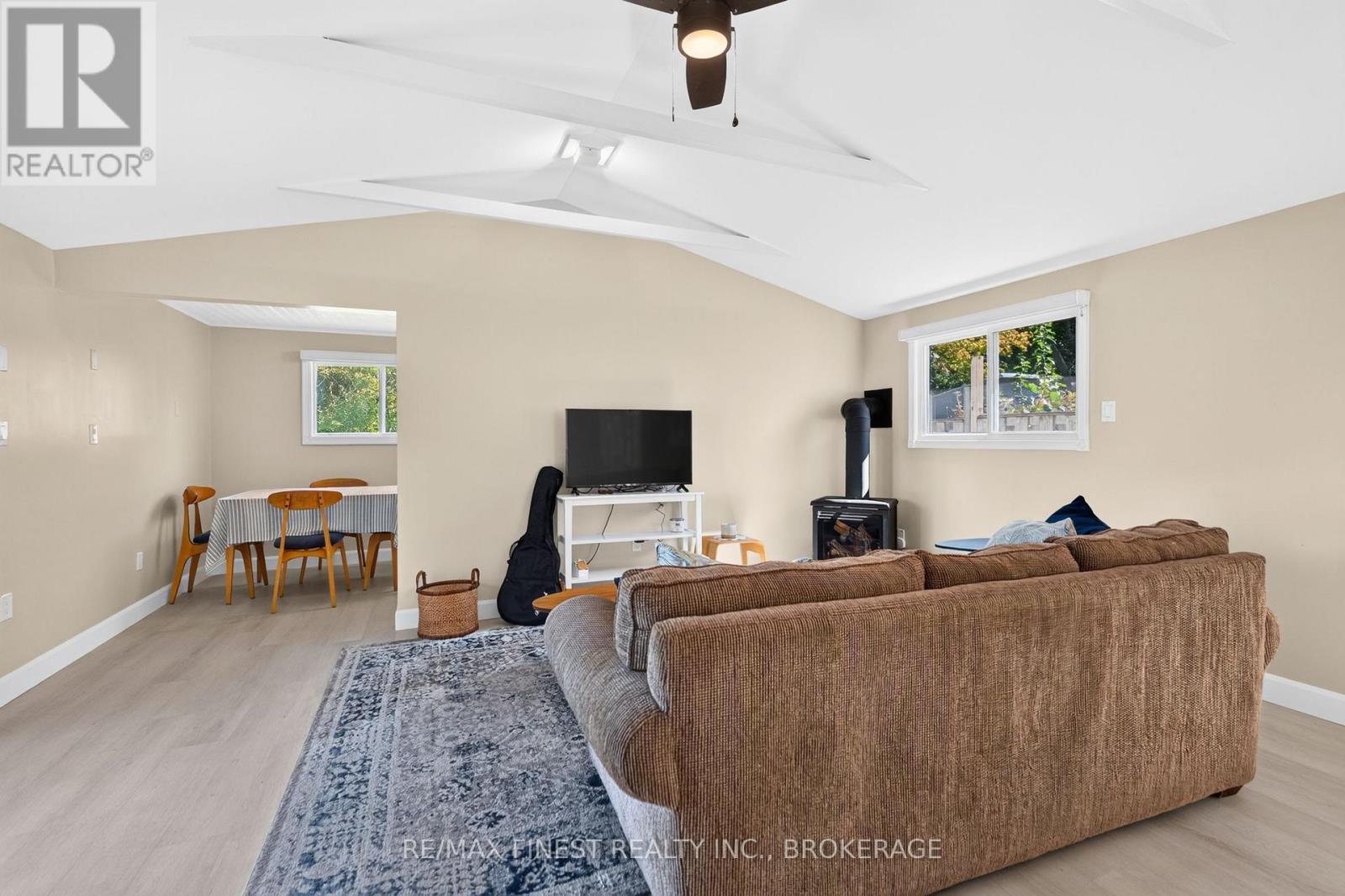 19 Wolfe Street Property Photo 23