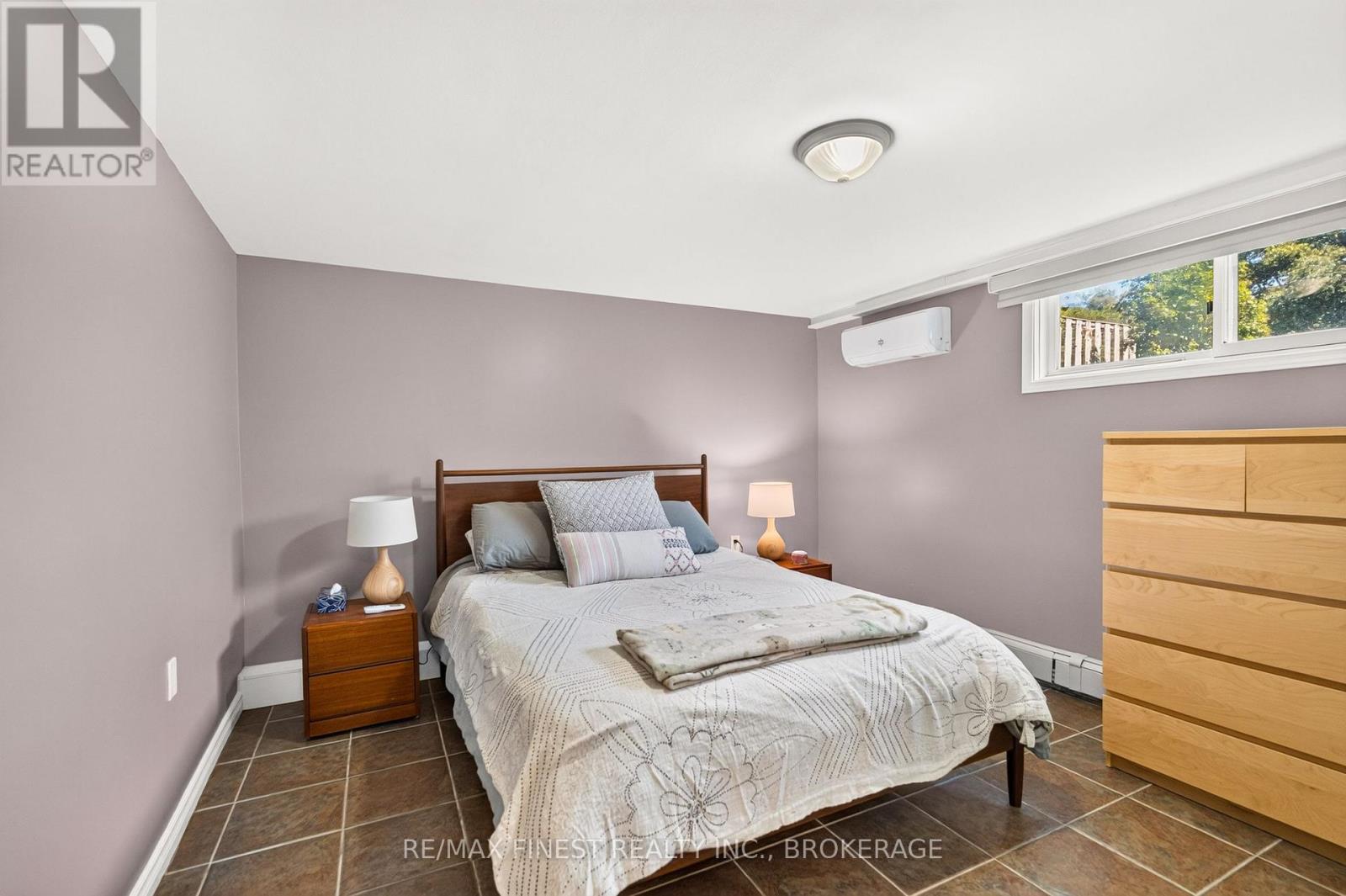 19 Wolfe Street Property Photo 40