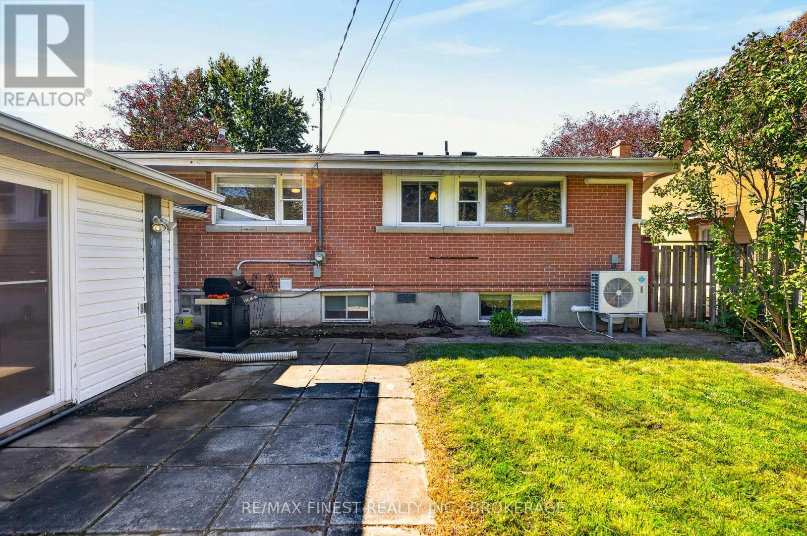 19 Wolfe Street Property Photo 45