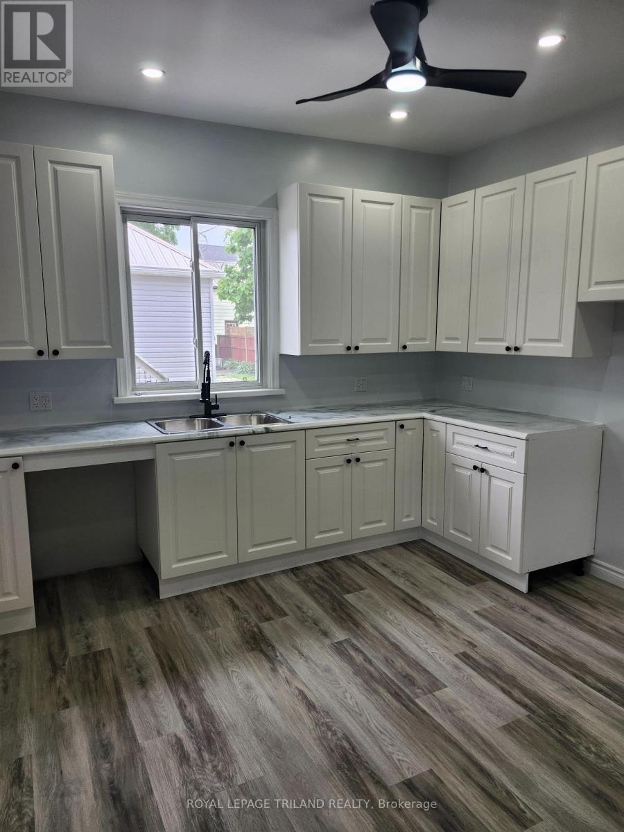 56 Mondamin Street Property Photo 11