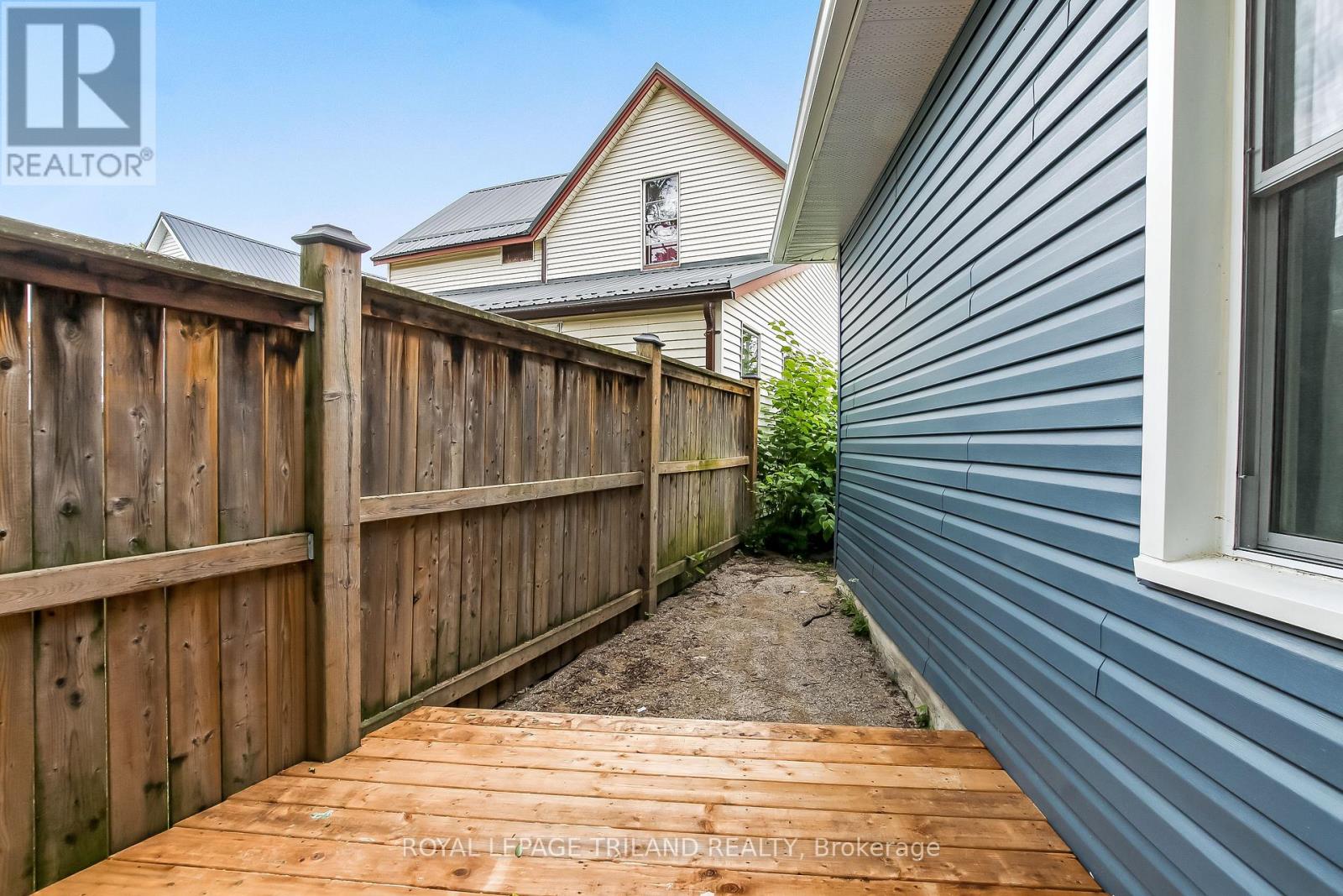56 Mondamin Street Property Photo 21