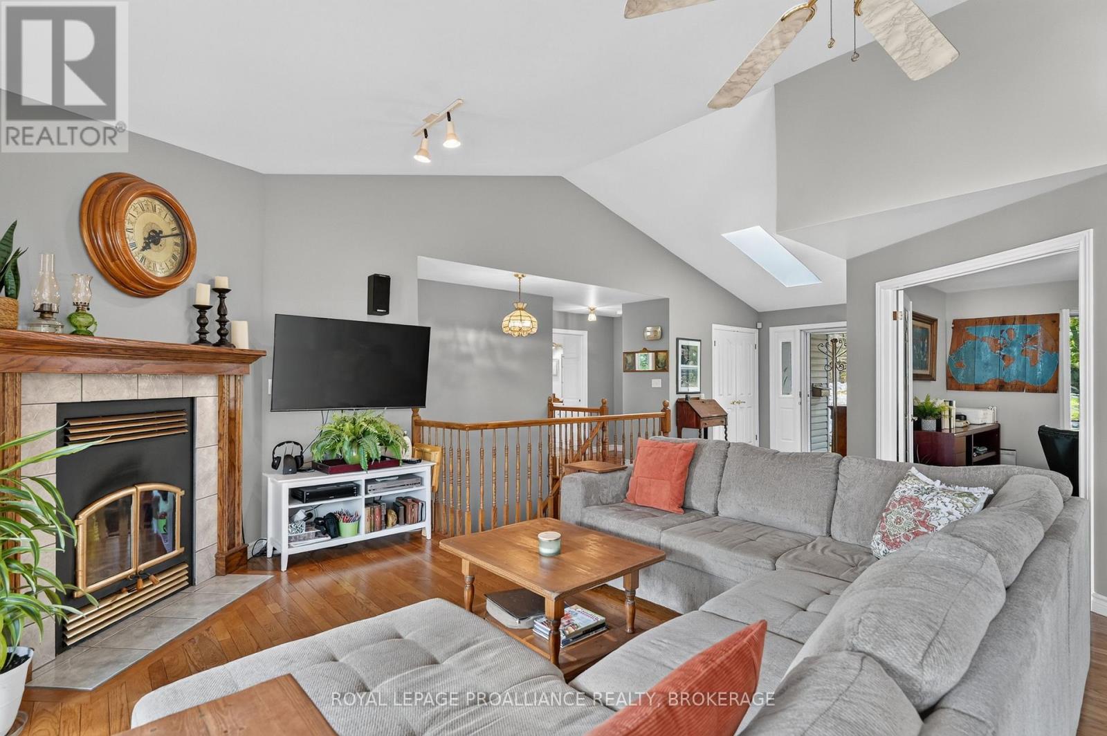 6 Vanston Road Property Photo 6