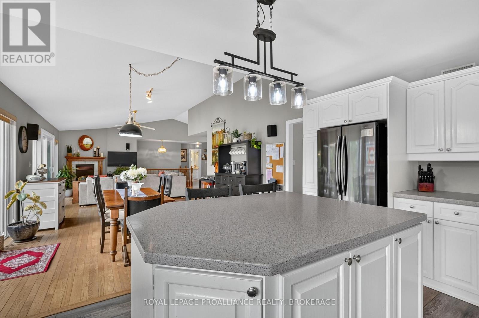 6 Vanston Road Property Photo 13