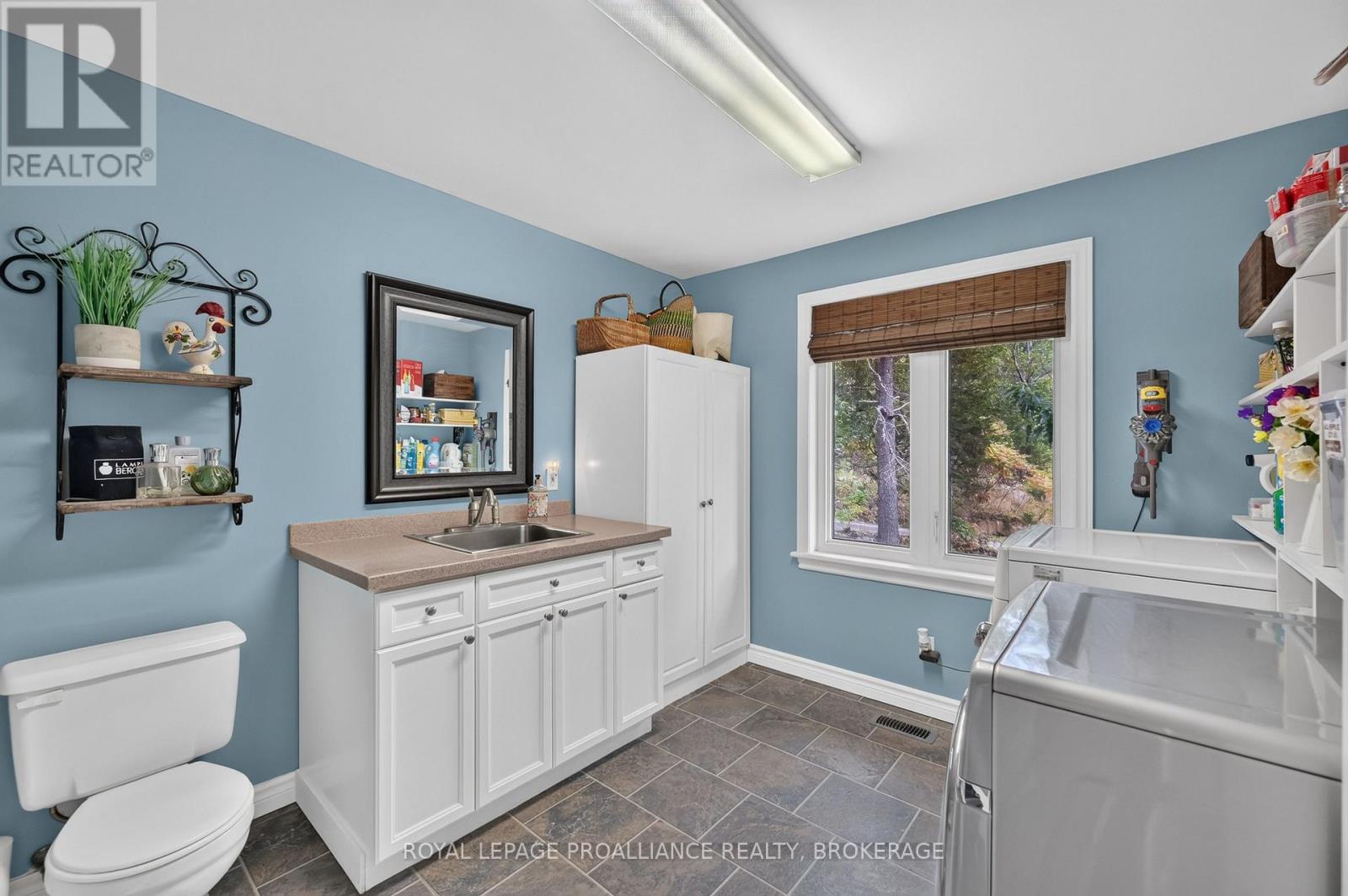 6 Vanston Road Property Photo 14