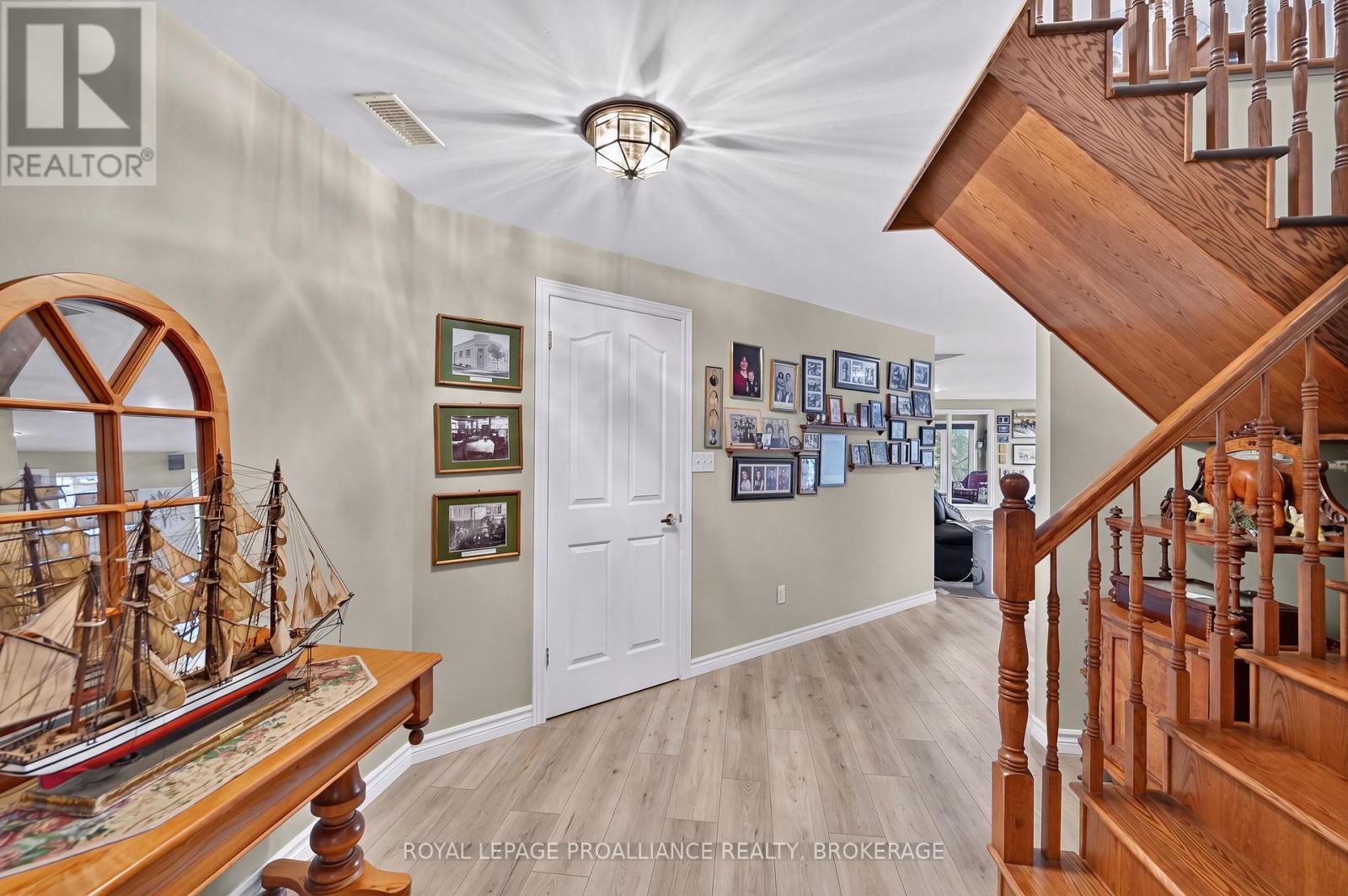 6 Vanston Road Property Photo 23